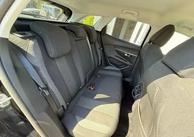 PEUGEOT 3008 PureTech 130 Stop & Start GPF EAT8 GT