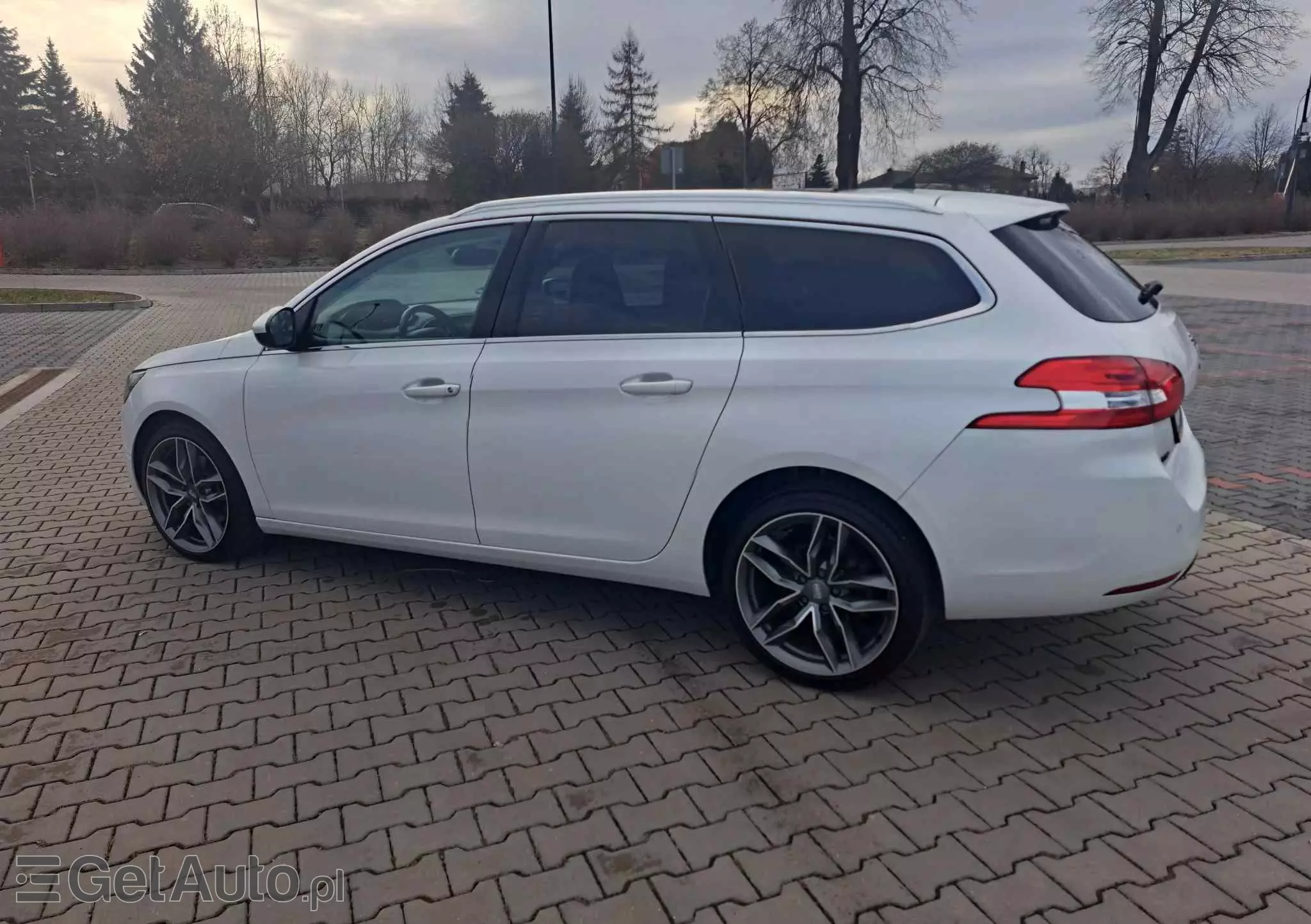 PEUGEOT 308 BlueHDi FAP 150 Stop&Start Automatik Allure