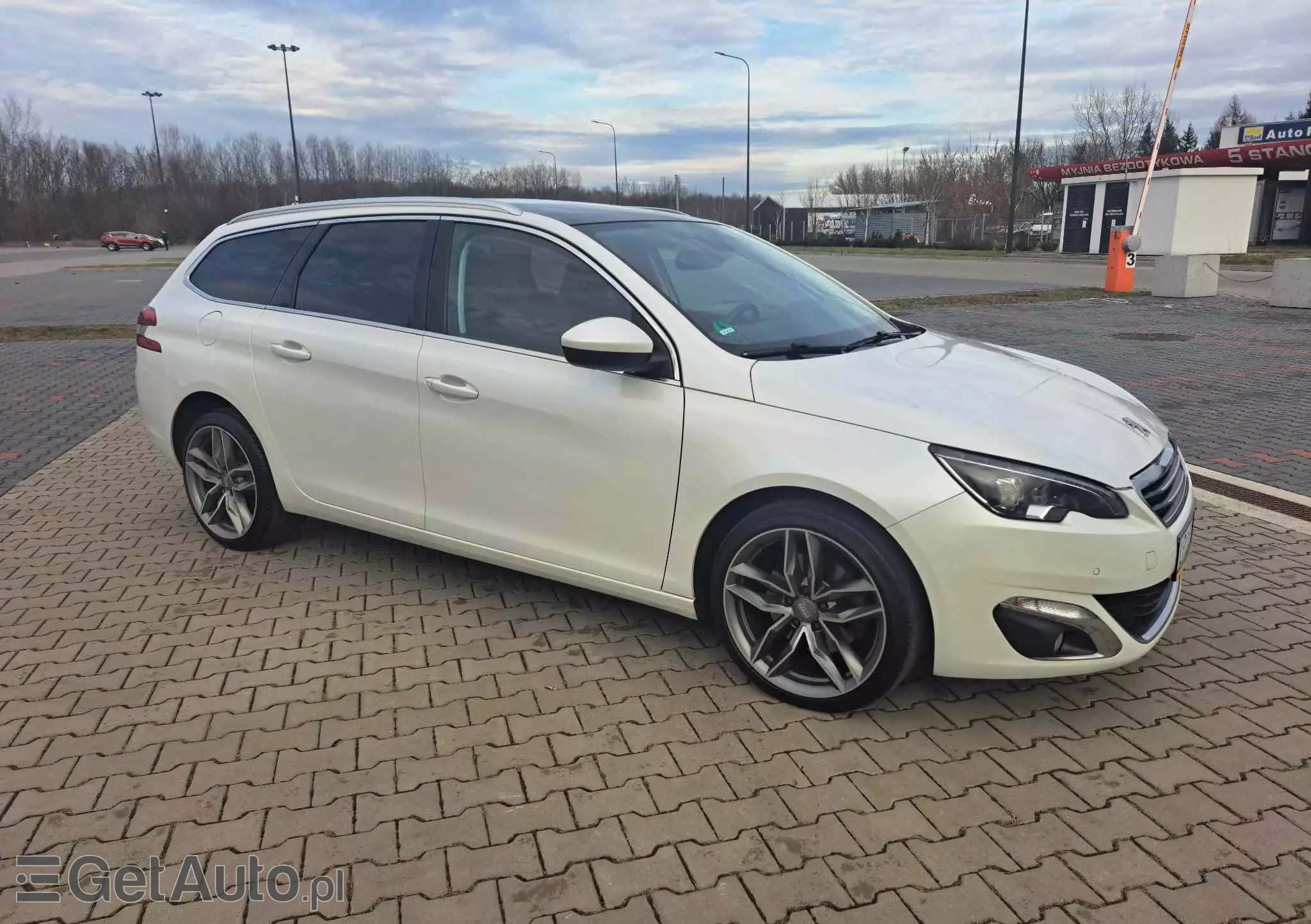 PEUGEOT 308 BlueHDi FAP 150 Stop&Start Automatik Allure