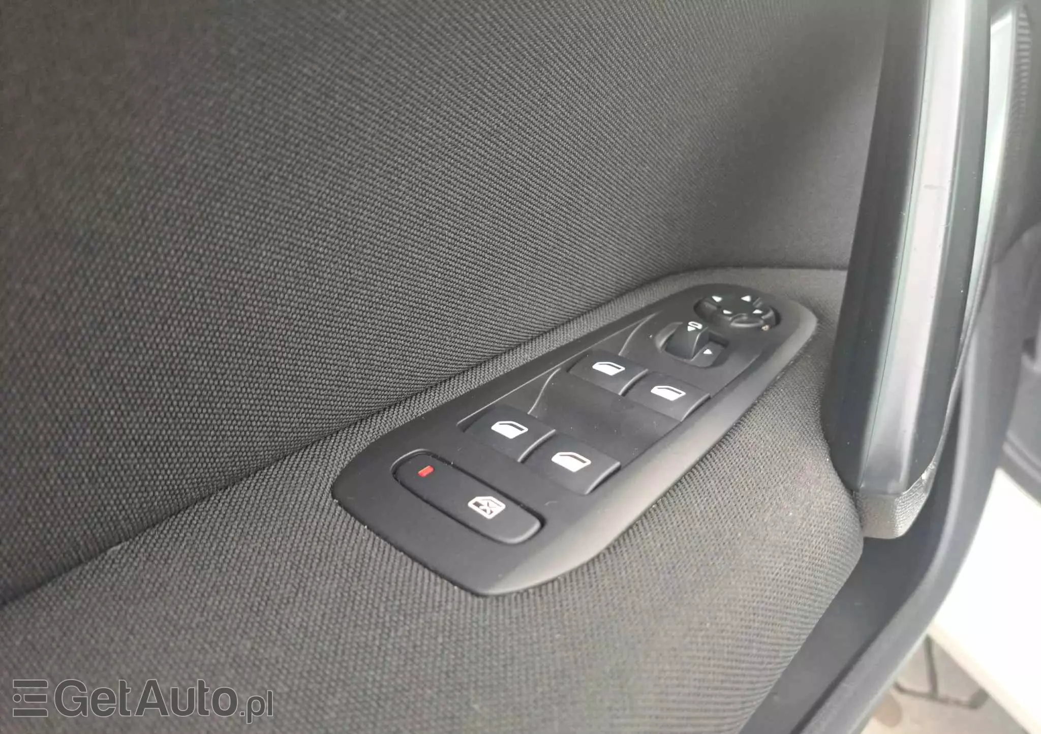 PEUGEOT 308 BlueHDi FAP 150 Stop&Start Automatik Allure