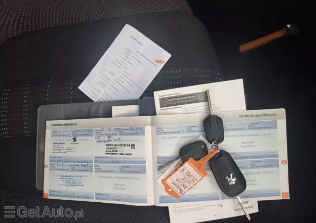 PEUGEOT 308 BlueHDi FAP 150 Stop&Start Automatik Allure