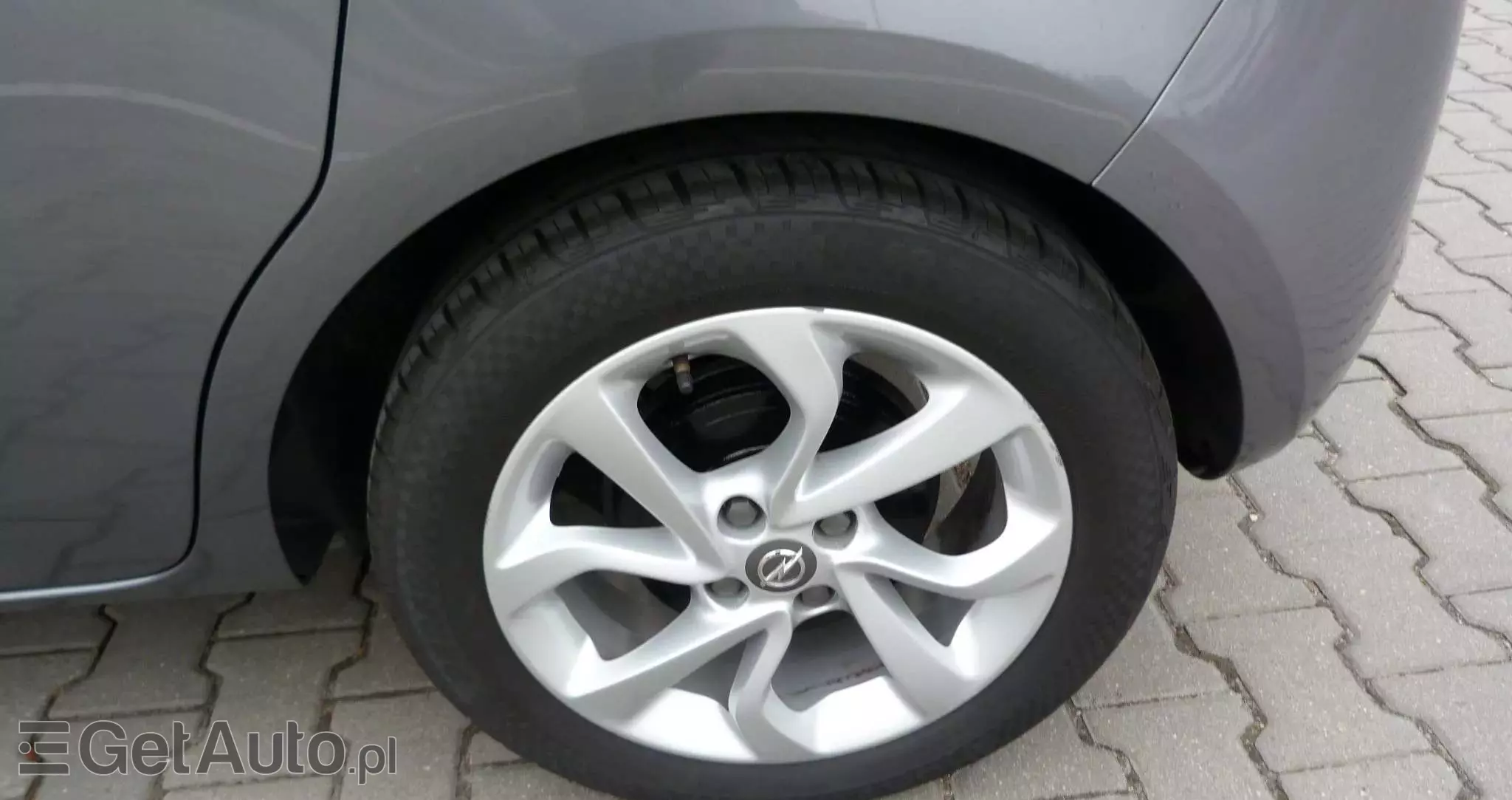 OPEL Corsa 1.4 Edition