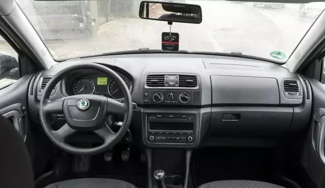 SKODA Fabia 