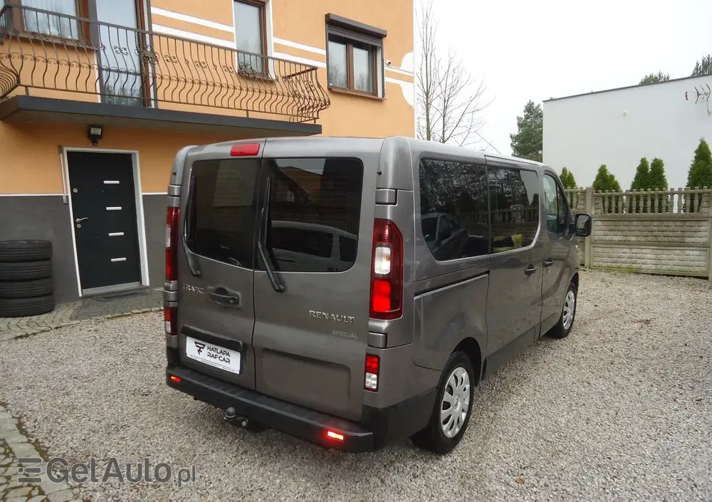 RENAULT Trafic Combi L1H1 Authentique