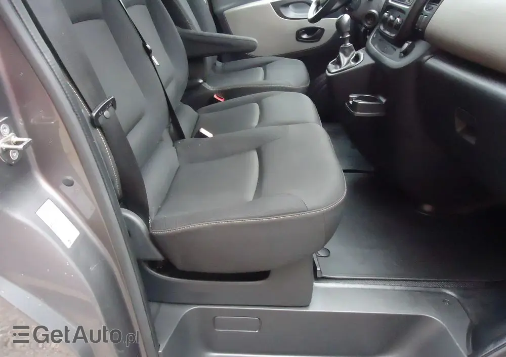 RENAULT Trafic Combi L1H1 Authentique