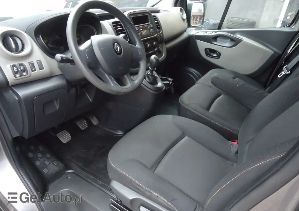 RENAULT Trafic Combi L1H1 Authentique