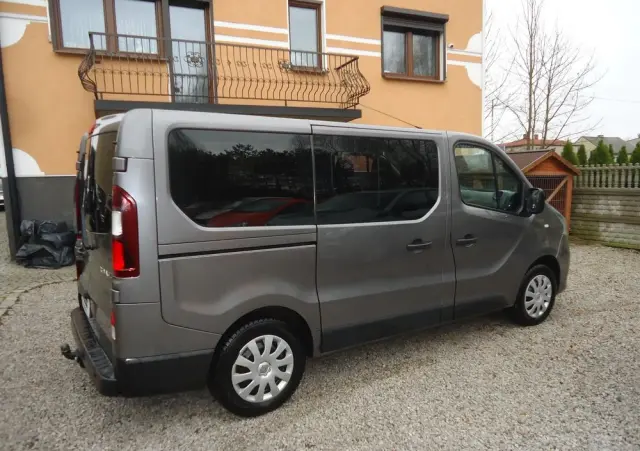 RENAULT Trafic Combi L1H1 Authentique