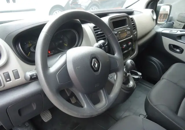 RENAULT Trafic Combi L1H1 Authentique