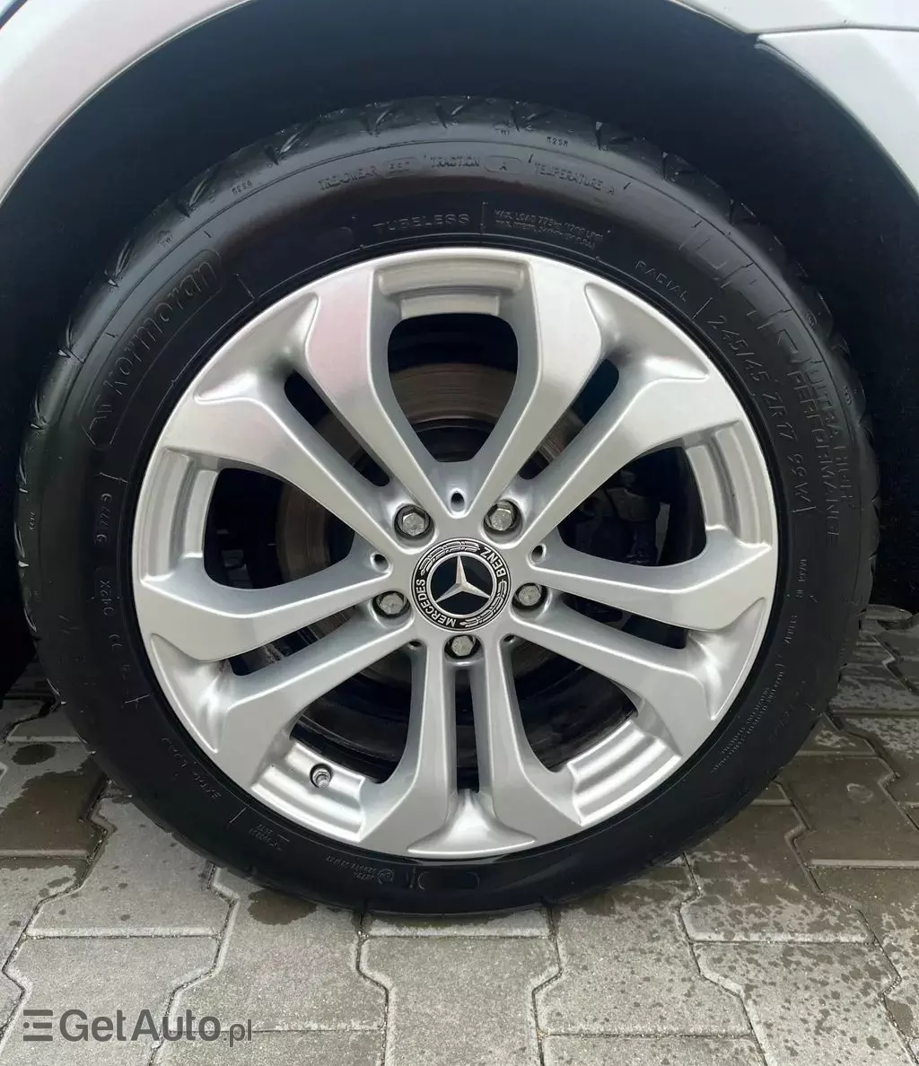 MERCEDES-BENZ Klasa E 