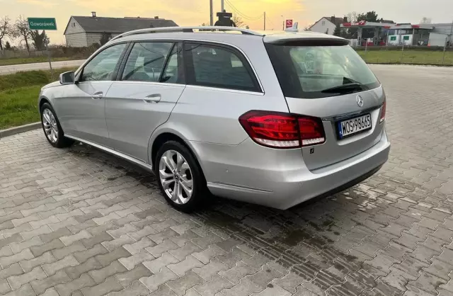 MERCEDES-BENZ Klasa E 