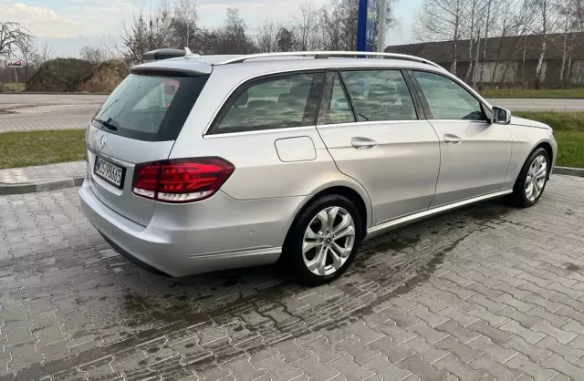 MERCEDES-BENZ Klasa E 