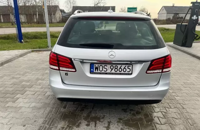 MERCEDES-BENZ Klasa E 