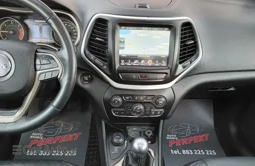 JEEP Cherokee 