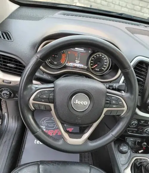 JEEP Cherokee 