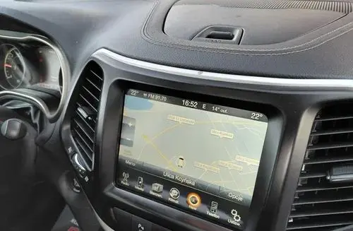 JEEP Cherokee 