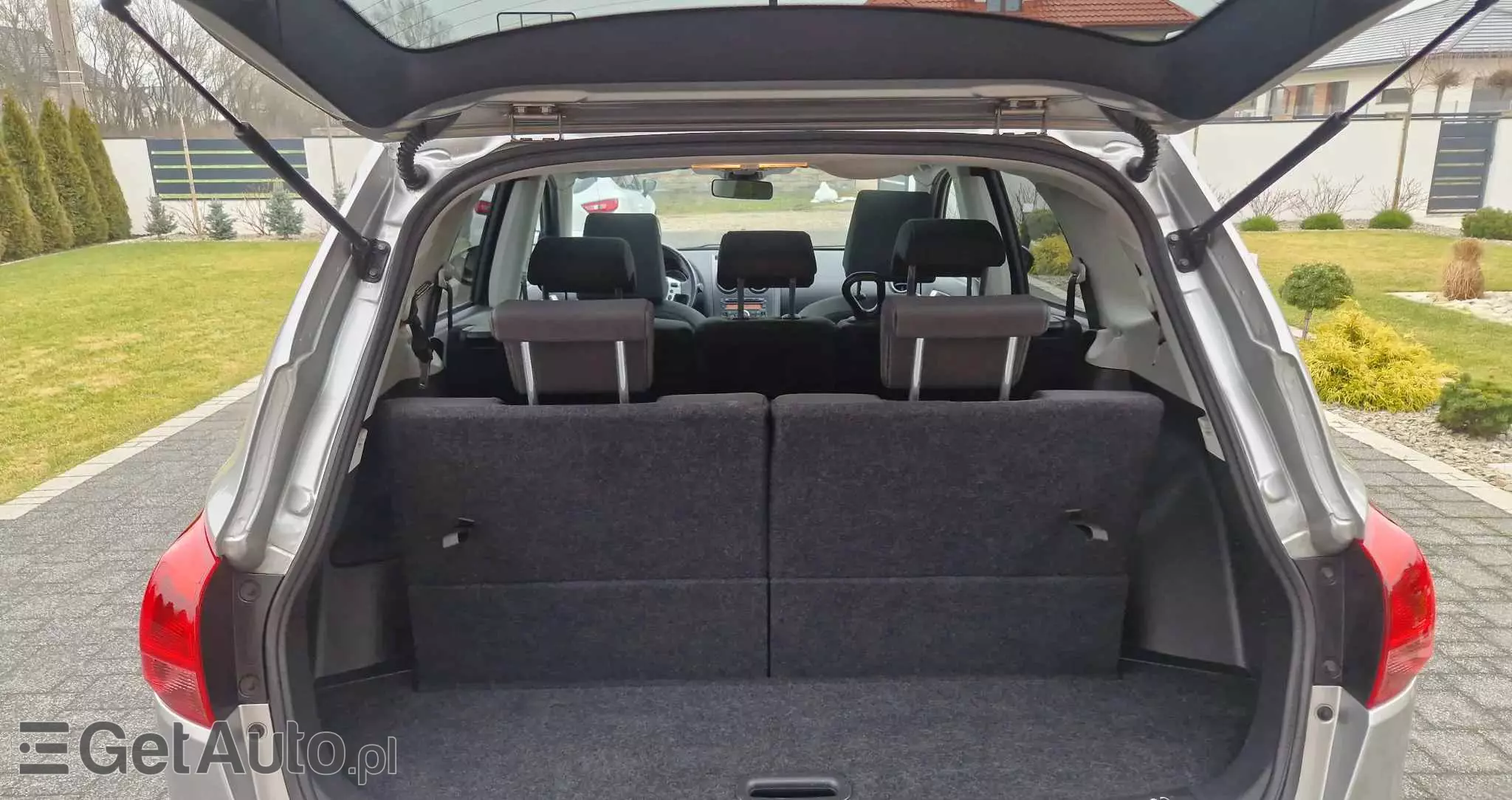 NISSAN Qashqai+2 2.0 dCi Tekna Premium