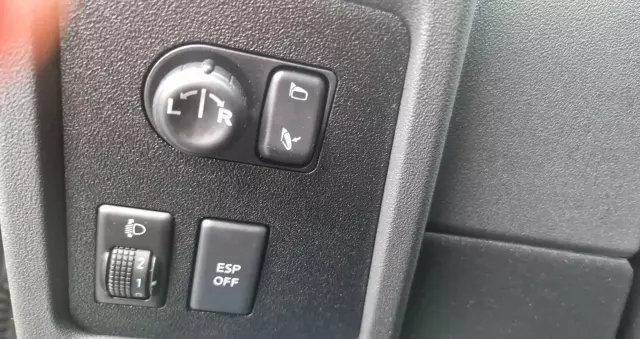 NISSAN Qashqai+2 2.0 dCi Tekna Premium