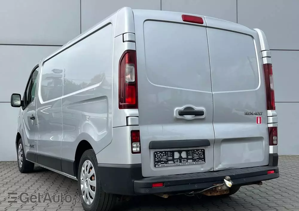 RENAULT Trafic 