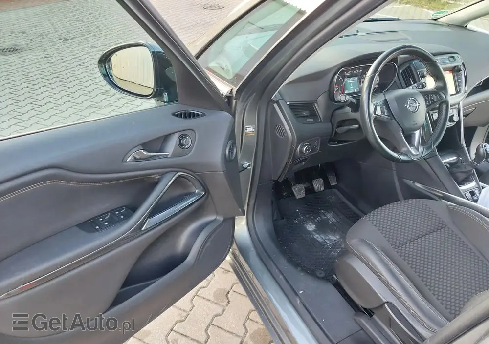 OPEL Zafira 1.6 CDTI Plus S&S