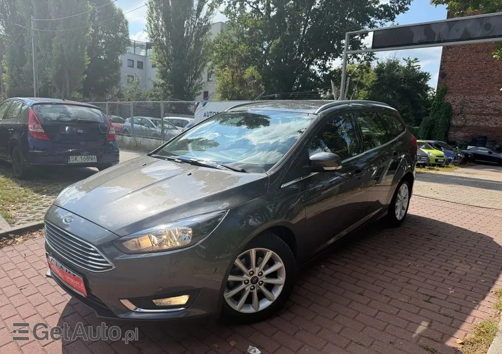 FORD Focus 1.0 EcoBoost Start-Stopp-System COOL&CONNECT