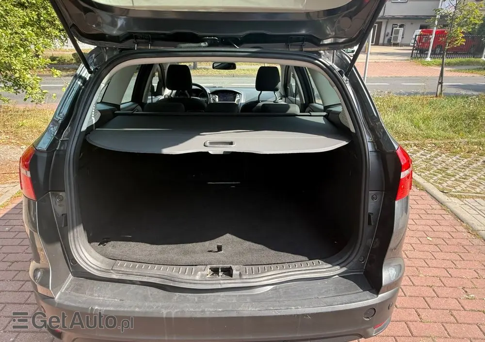 FORD Focus 1.0 EcoBoost Start-Stopp-System COOL&CONNECT