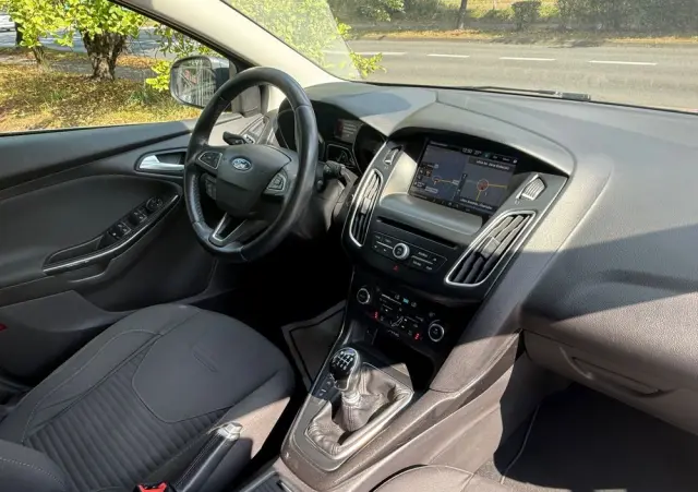 FORD Focus 1.0 EcoBoost Start-Stopp-System COOL&CONNECT