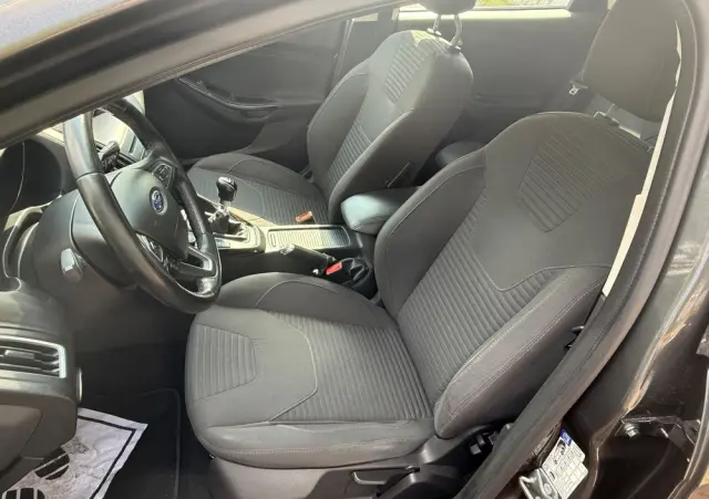 FORD Focus 1.0 EcoBoost Start-Stopp-System COOL&CONNECT