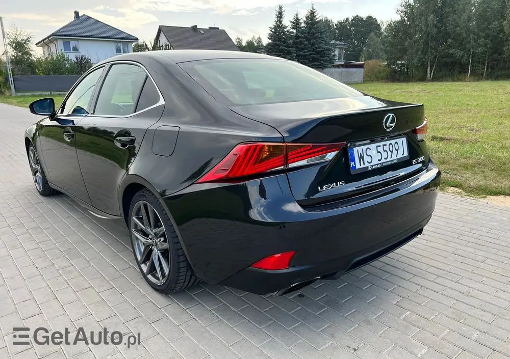 LEXUS IS 200t / 300 F Sport