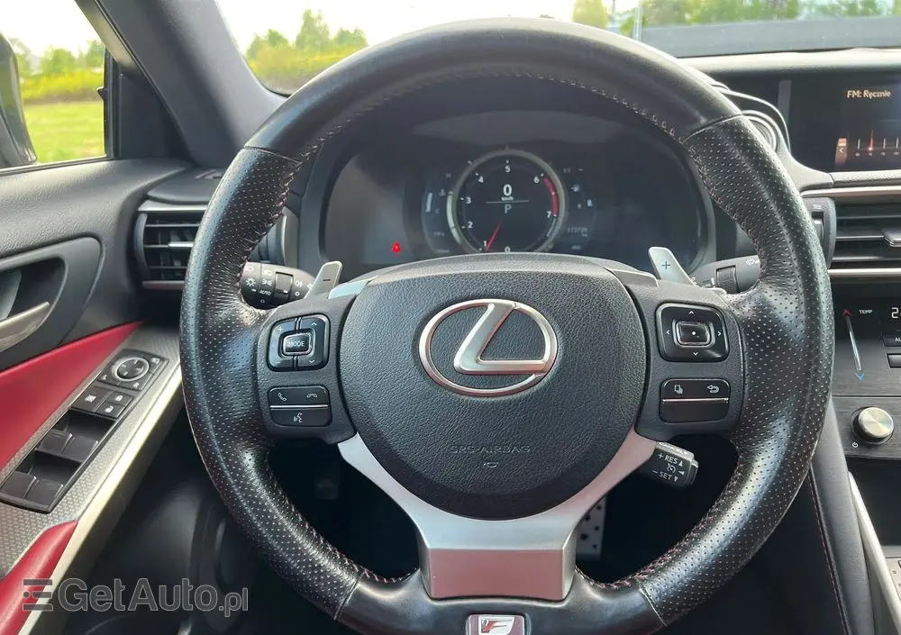 LEXUS IS 200t / 300 F Sport