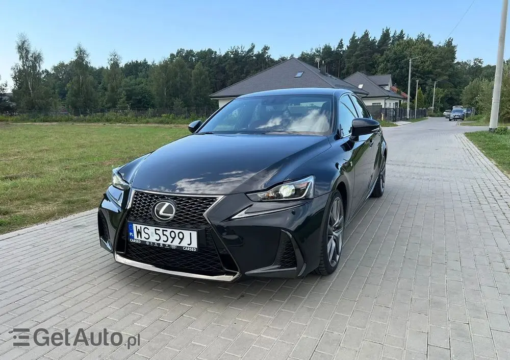 LEXUS IS 200t / 300 F Sport
