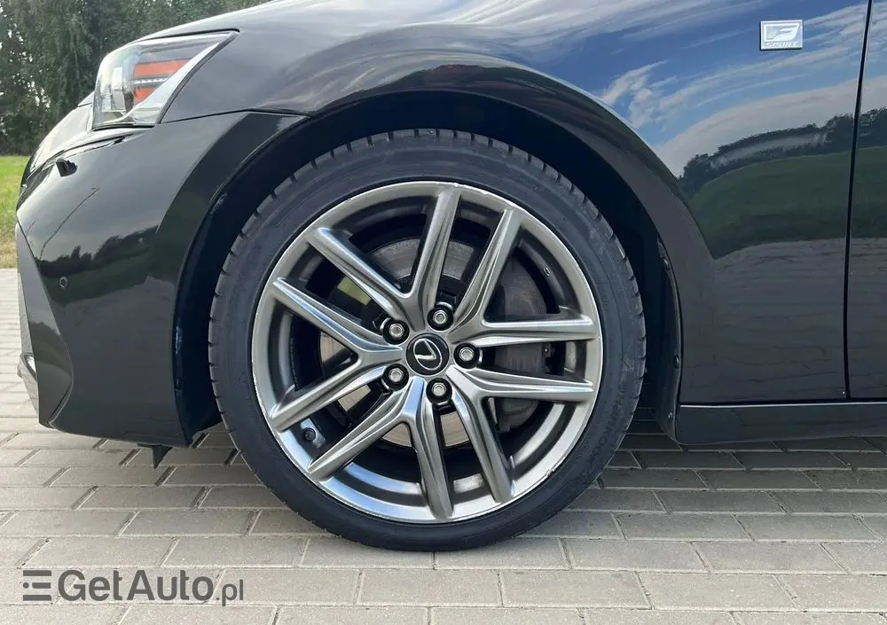 LEXUS IS 200t / 300 F Sport