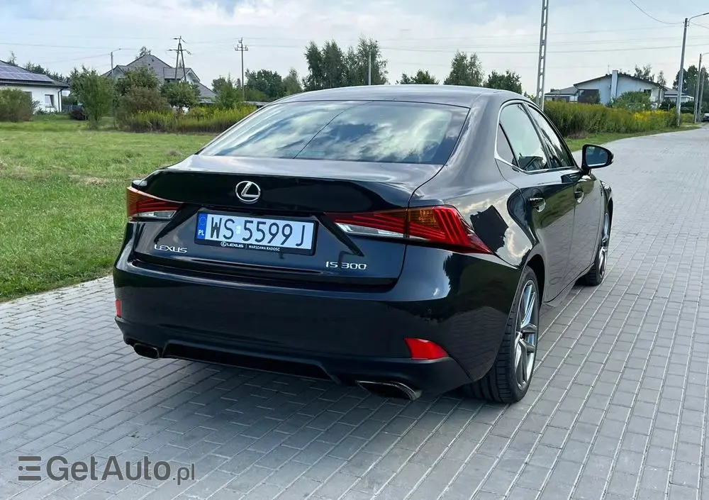LEXUS IS 200t / 300 F Sport