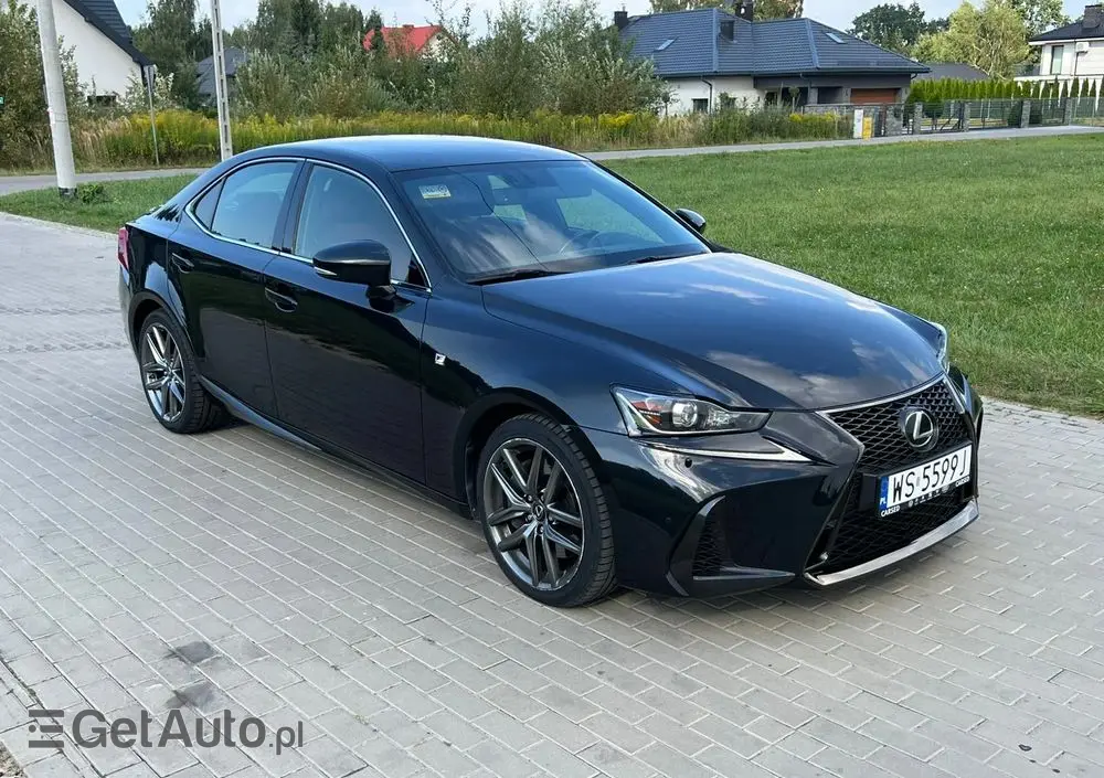 LEXUS IS 200t / 300 F Sport