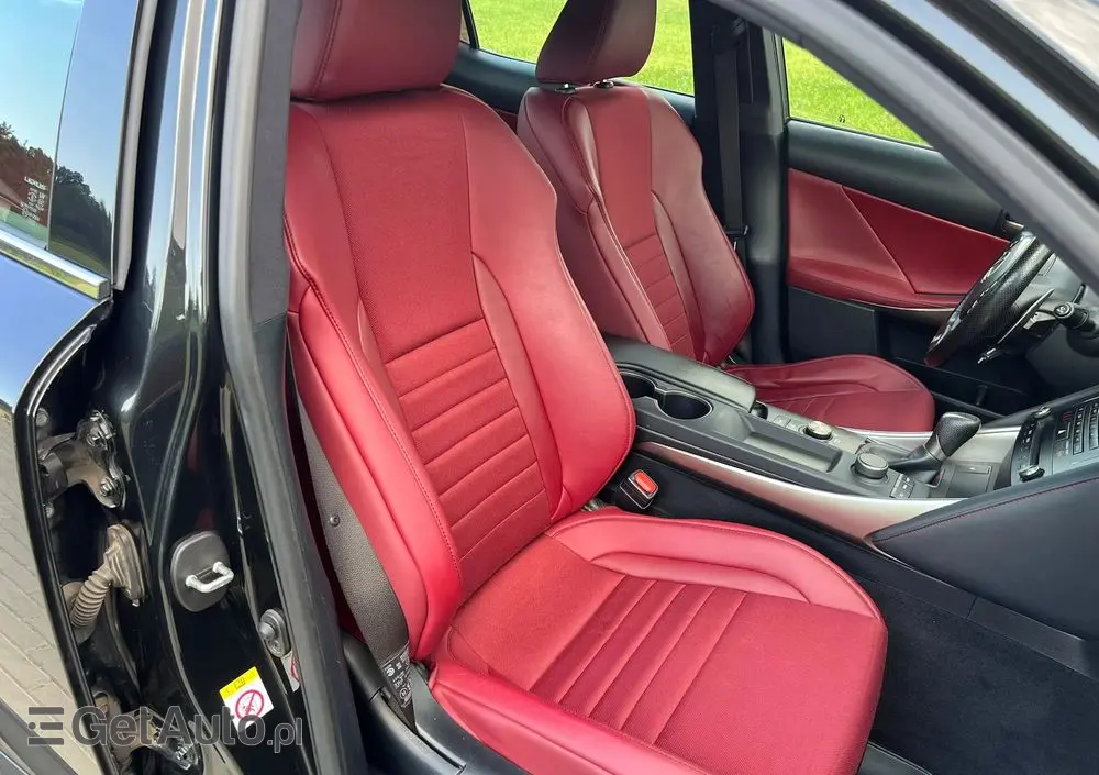 LEXUS IS 200t / 300 F Sport