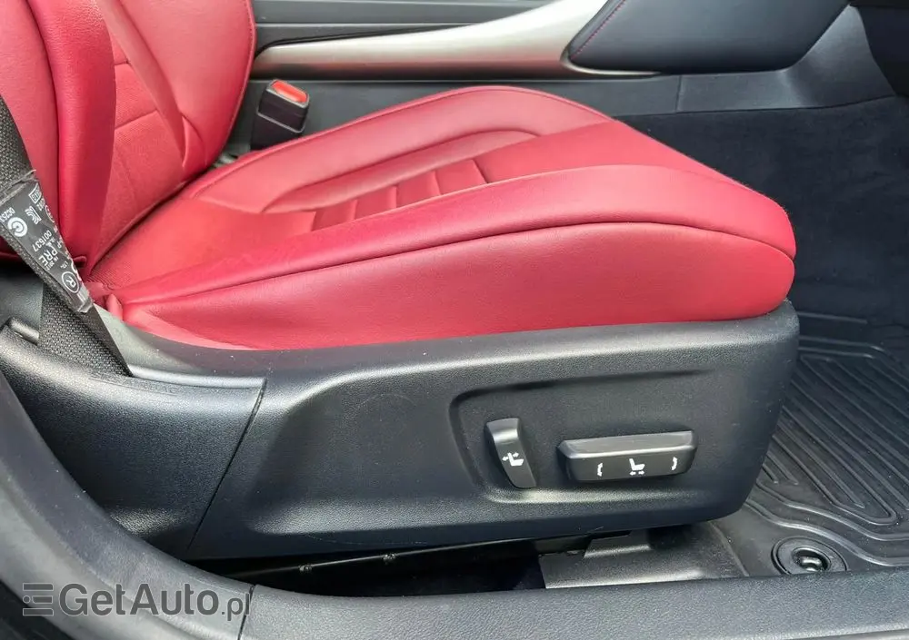 LEXUS IS 200t / 300 F Sport