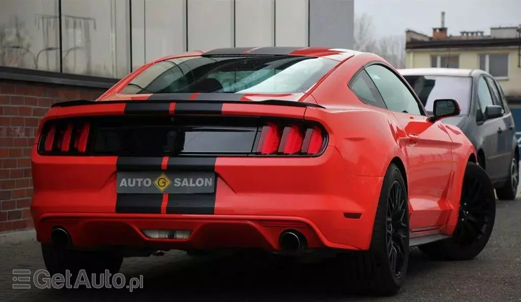FORD Mustang 