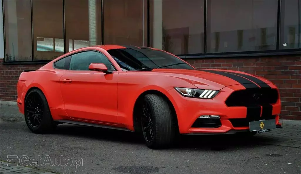FORD Mustang 