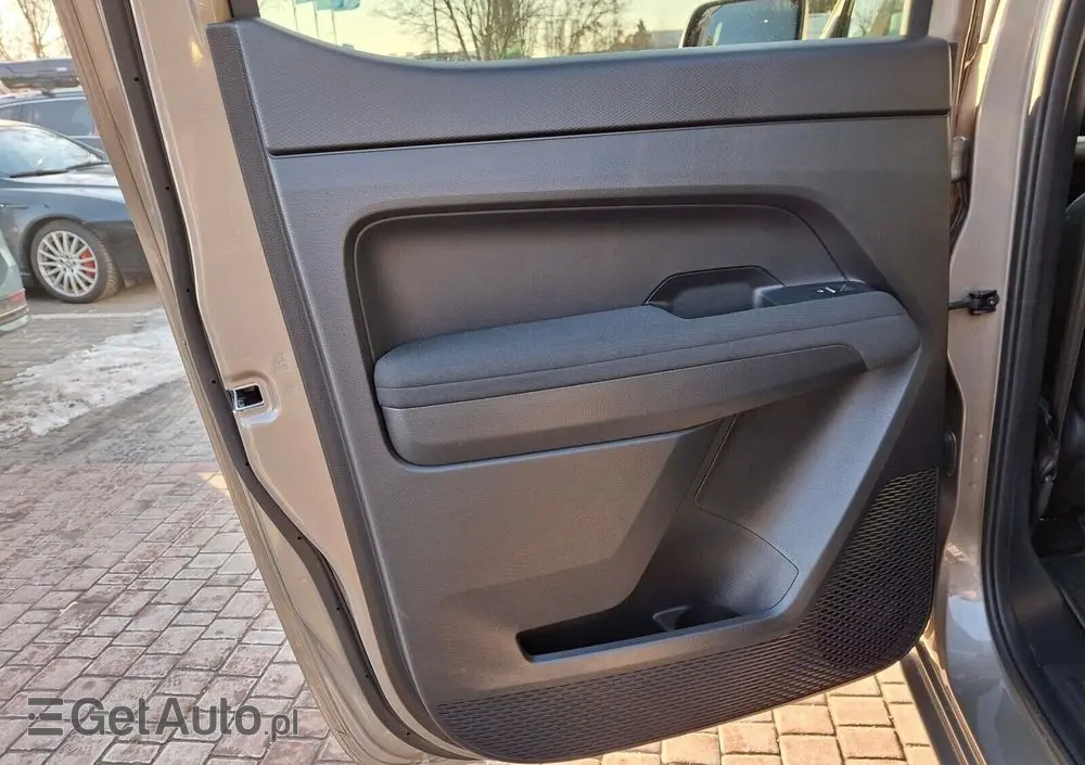 VOLKSWAGEN Amarok 2.0 TDi 4MOTION Life