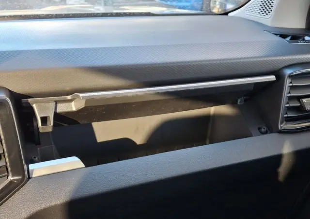 VOLKSWAGEN Amarok 2.0 TDi 4MOTION Life