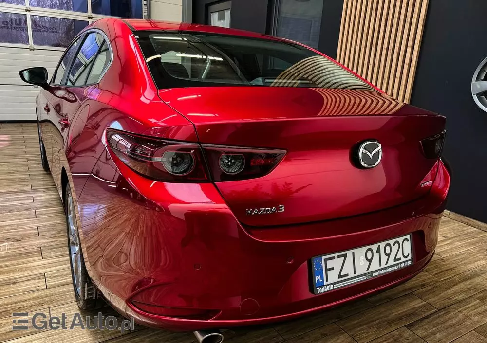 MAZDA 3 