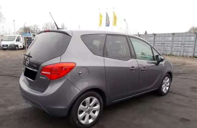 OPEL Meriva 