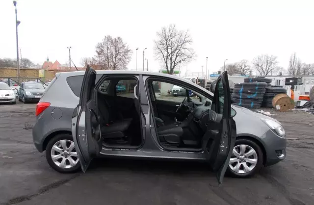 OPEL Meriva 