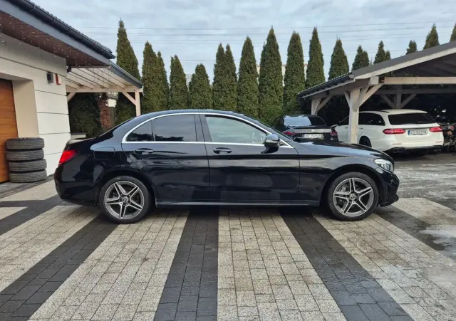 MERCEDES-BENZ Klasa C 200 4-Matic 9G-TRONIC