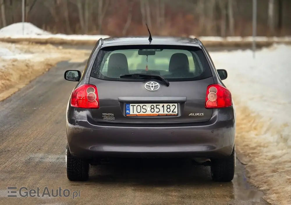 TOYOTA Auris 1.6 VVT-i Executive