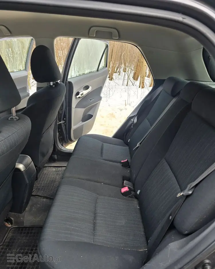 TOYOTA Auris 1.6 VVT-i Executive