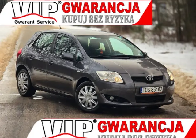 TOYOTA Auris 1.6 VVT-i Executive