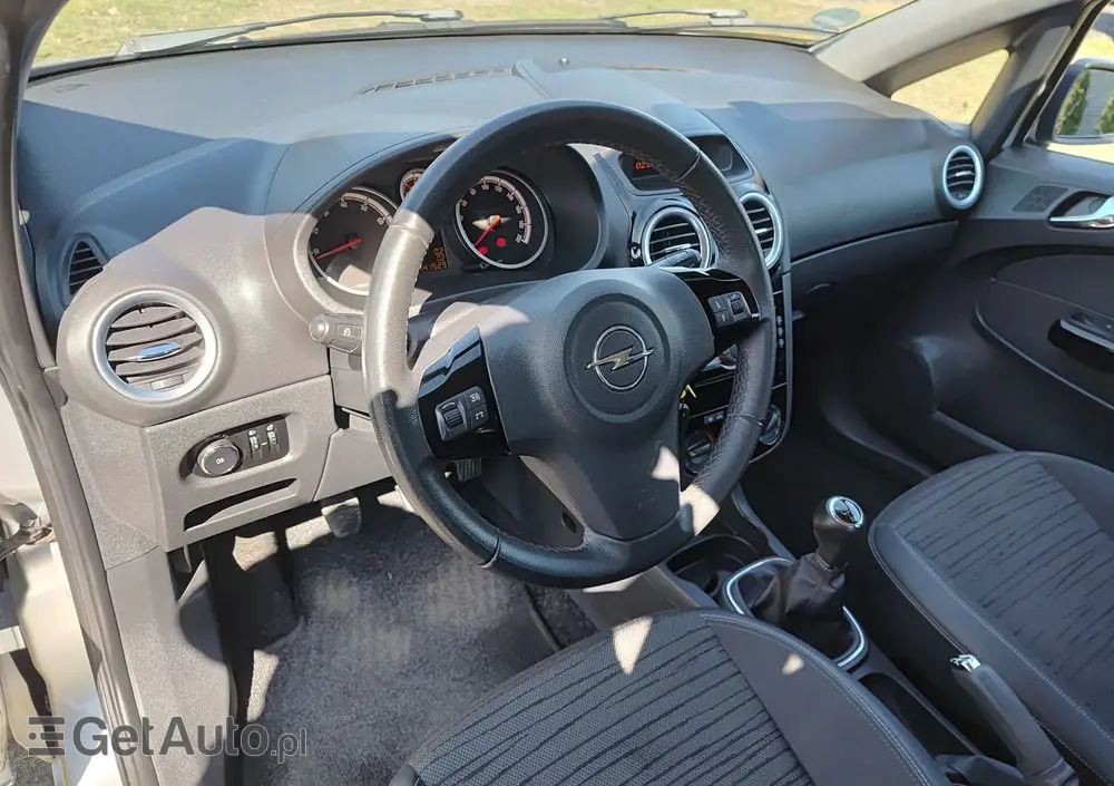 OPEL Corsa 1.2 16V Energy