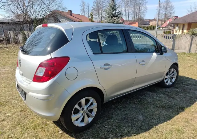 OPEL Corsa 1.2 16V Energy
