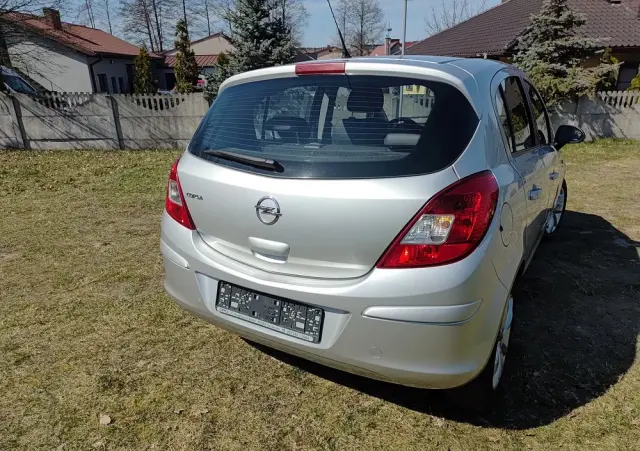 OPEL Corsa 1.2 16V Energy