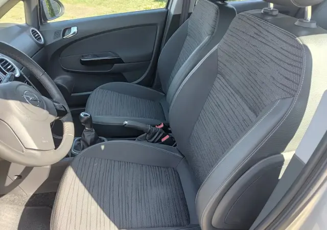 OPEL Corsa 1.2 16V Energy